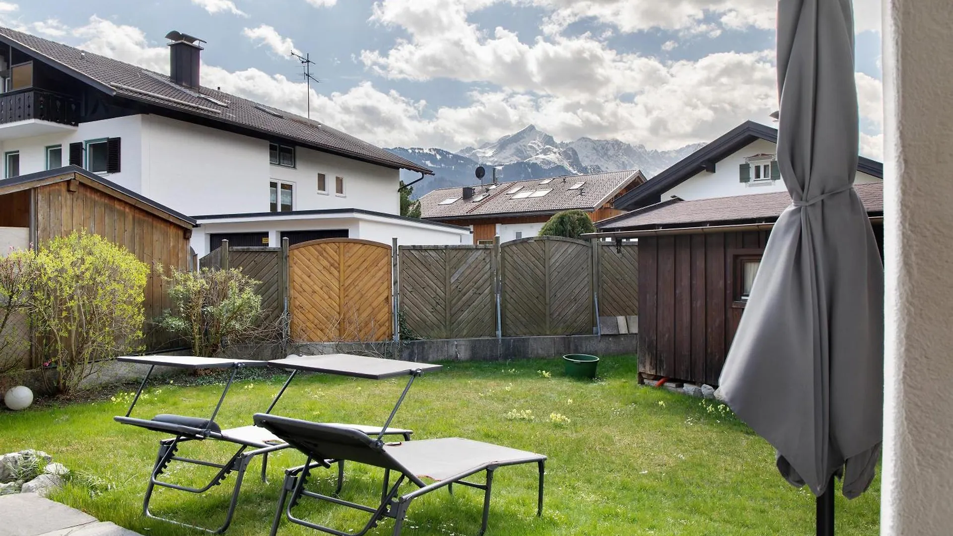 Alpblick Apartment - Dreitorspitze Garmisch-Partenkirchen Germany
